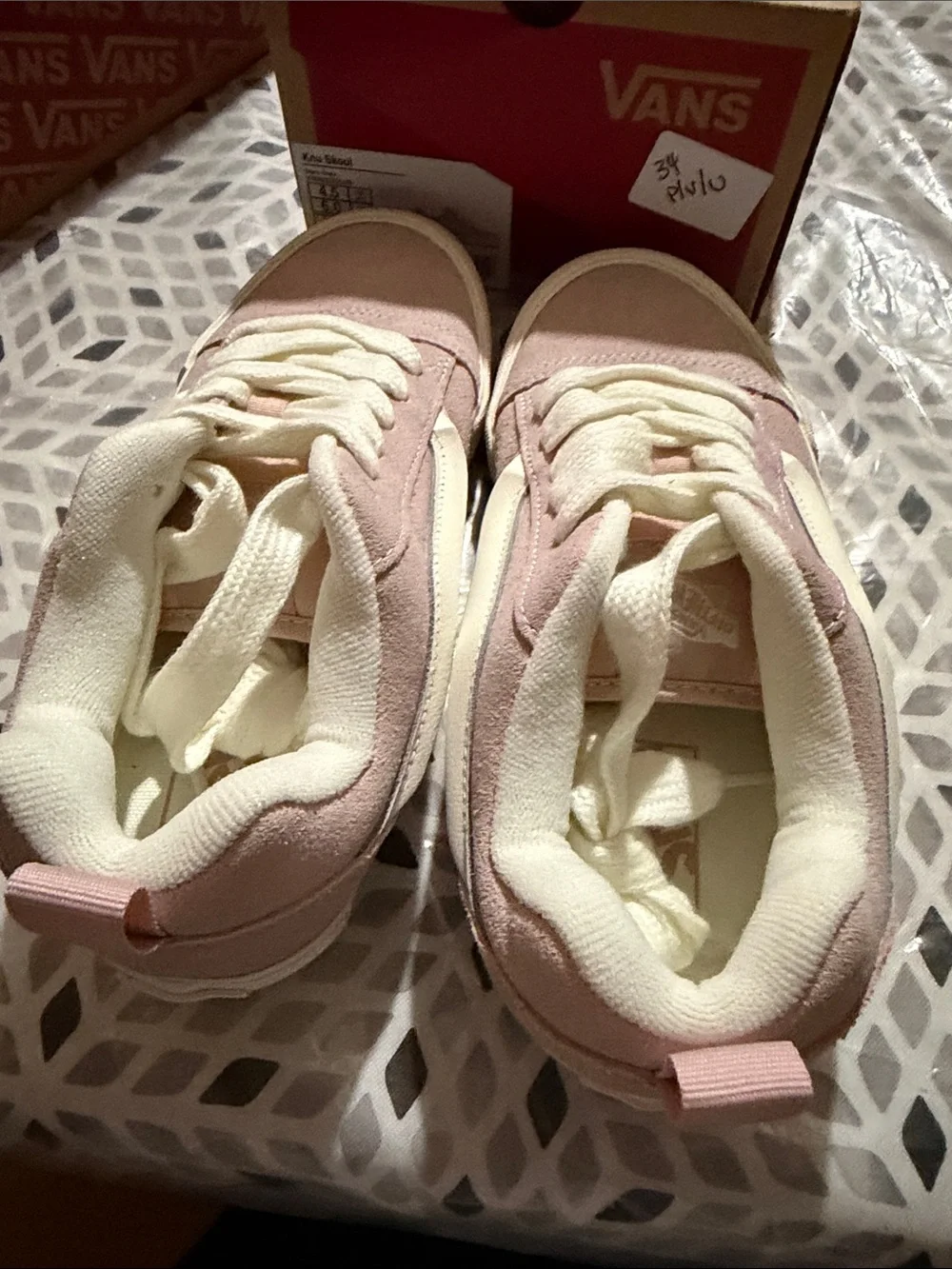 Vans Kids Old Skool Sneakers in Light Pink and White
